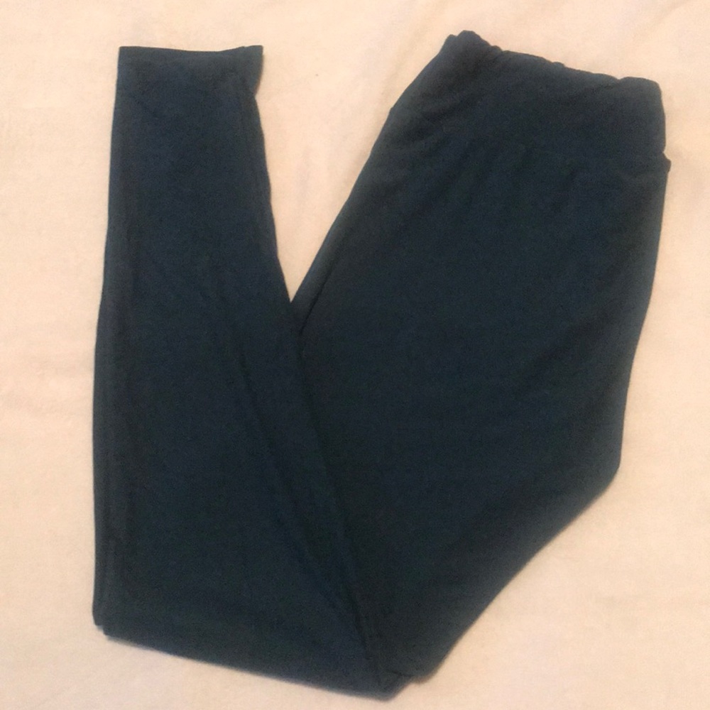 LuLaRoe Leggings Tall & Curvy